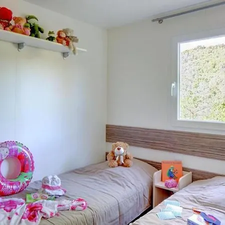 Mobil Confortable Avec Terrasse A - Api-1-52-365 Кемпинг